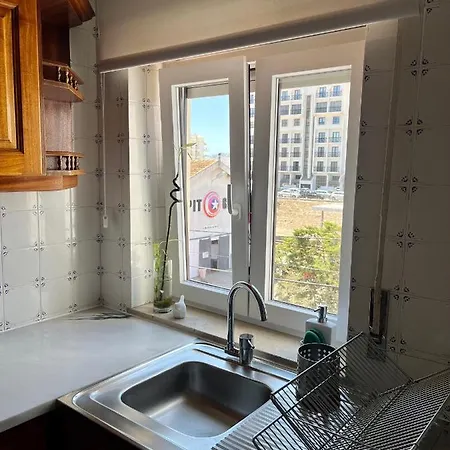 Casa Da Estacao_sao Martinho Do Porto * סאו מרטיניו דו פורטו